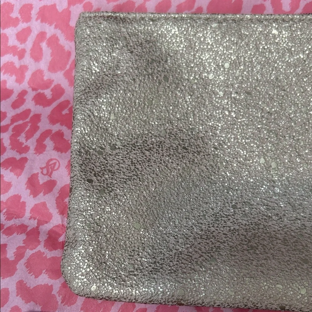 Ipsy Rose Gold Makeup Bag with Assorted Eyeshadows